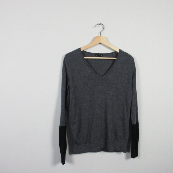 Club Monaco 100% Merino Wool Sweater Women S Grey V Neck Pullover Casual 180 - Picture 1 of 9